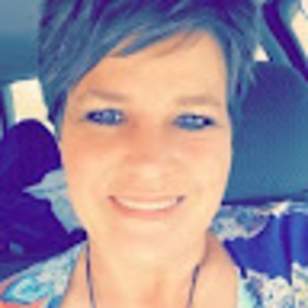 Meet your Posher, Stacy
